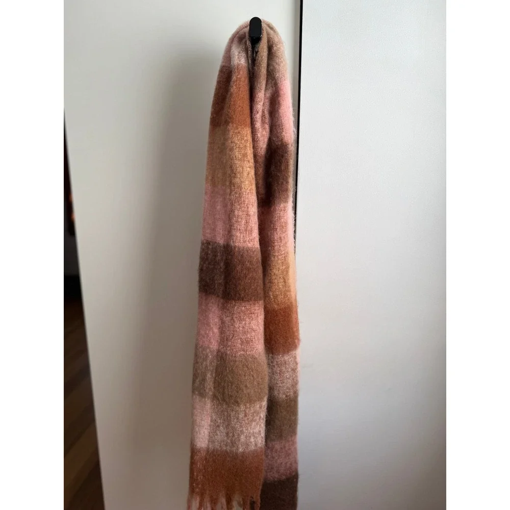 NWT Steve Madden Color Block‎ Blanket Scarf – Pink/Brown/Tan